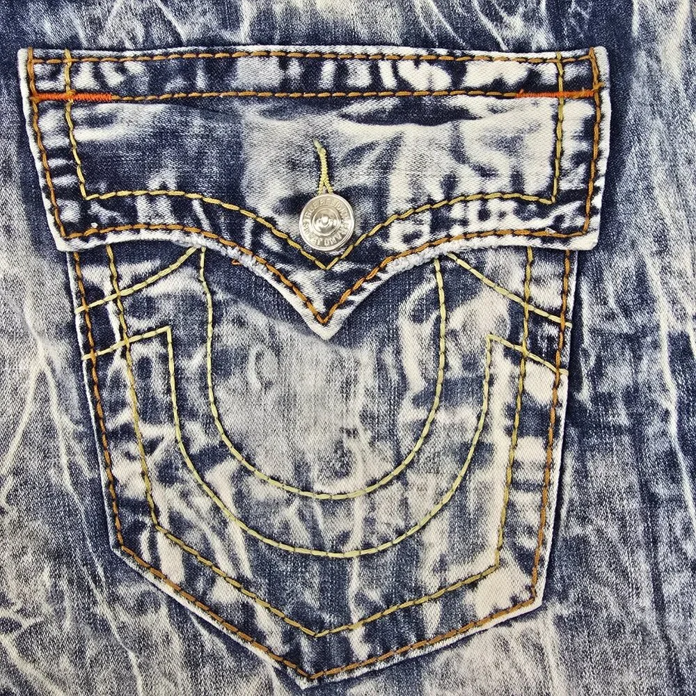 True Religion Jeans Men 38 Straight Acid Wash Distressed‎ Denim Flap Pocket Y2K